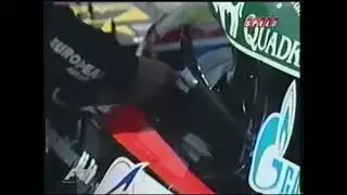 2002 F1 Hungarian GP - Mark Webber problem with water bottle