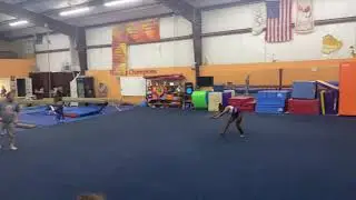 Double onto two mats !