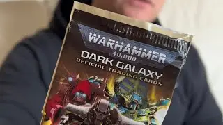 DARK GALAXY unpack Panini Warhammer 40K trading cards unpack with Lolo the Chihuahua