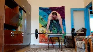 Martwy ciąg na stole 9 x 60 kg