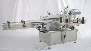 storage battery labelling machine automatic linear square objects labeller 定制型充電電瓶貼標機
