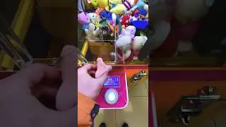 ТЕБЕ БОЛЬШЕ НРАВИТСЯ ГУБКА БОБ или ПАТРИК? #clawmachine #хватайка #arcade #win #игра #play #пикачу