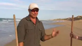 Seafood Escape with ET, Goolwa Pipis, S2E4, Fishing Clip #2