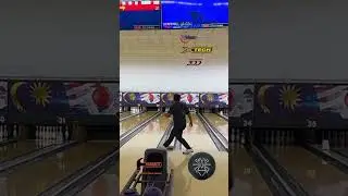 Hammer Black widow urethane #bowling #bowlwithbrunswick #pba #bowlingchampionship #bowlingcenter