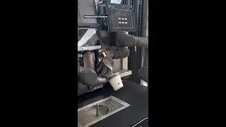 Robot creates latte art like seasoned barista