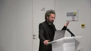 Between critique and autonomy: reflexions on AI as a complex ecosystem