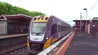 Bombardier V/Line VLocity DMU passes through Yarraville 3/11/19