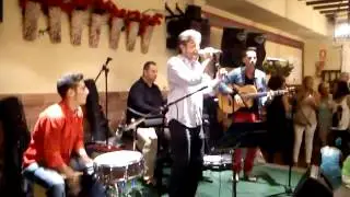 Juan Checa,enamorado de ella