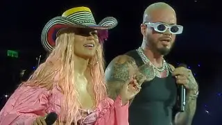 Karol G y J Balvin se presentan en vivo en el escenario