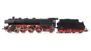 M&auml;rklin DB BR 003 160-9 Express Steam Locomotive & Vintage Tin Plate Passenger Train M-Track Layout