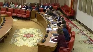 El presidente del Congreso presenta la comparecencia de Carlos Lesmes