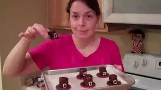 Easy Pilgrim Hat Cookies for Thanksgiving!