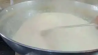 Desi gay ke Dudh ka shuddh mava