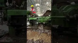 The threading of foundation bolts at Icomm, Hyderabad
