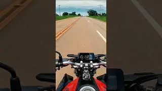 CB 300F TWISTER - FOGUETE NA ESTRADA!