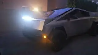 CYBERTRUCK LIGHT SHOW 🔥
