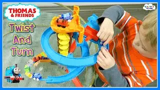 THOMAS & FRIENDS Twist & Turn Stunt Playset Toy Review