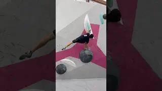 Hard coordination on PLASTIC HOLDS 🧊 #climbing #boulder #coordination