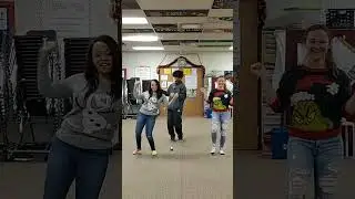 Holiday dance: fun festive dance moves#holidaydance #christmasdance #dancevideo