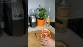 Grapefruit and Mexican all spice rum, for your perfect refreshing Rum and Tonic!