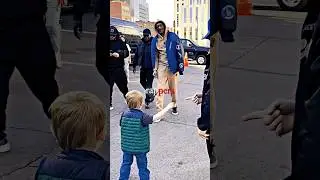 Рэперы встречаются со своими самыми юными поклонниками 🥹❤️&zwj;🩹