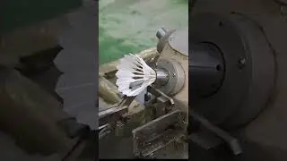 How shuttlecocks are made!