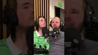 Hvilken versjon er riktig?👮🏻&zwj;♂️ #norskpodkast #podcast #norskhumor #norsk #jul #tennlys