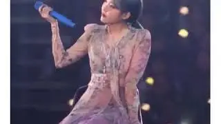 IU getting emotional at the middle of her concert in seoul after finding out her friend Hara Death