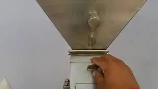 800 Kgs/Hr. SUGAR GRINDER