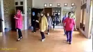 Lenggang Kangkung - Line Dance