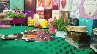 يشعر انك استغنيت و يراك سعيد بدونه😉...بعدك كسرو ..متمسك بيك رغم الكارما❤️تهكير لعقل الحبيب المتباعد