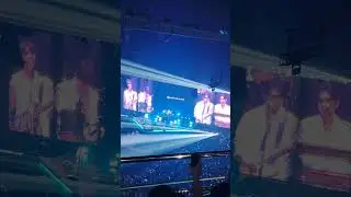 MyDay open the flash light for Da6 The Decade Concert in Manila 