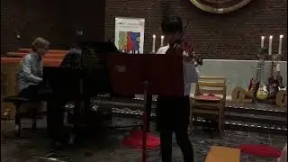 Jolie Anh & Finn Christensson spelar Siciliano Larghetto & Allegro assai ur Concertino i D (K&uuml;chler)