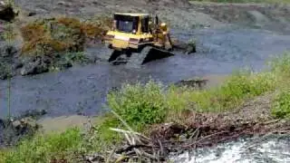 CAT D6R+uribar&aacute;t2