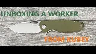 Unboxing a worker from Kubey, KU322