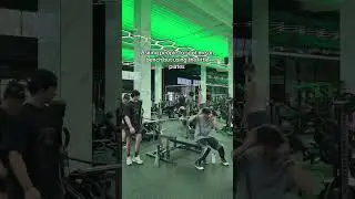 I struggled 😭 #gymhumor #gym #trendingshorts #fitness #bodybuilding