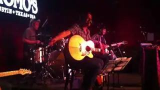 momo's gig rene gummer
