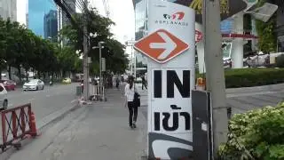 Bangkok, Makassan Station to Thailand Cultural Center MRT & Area.