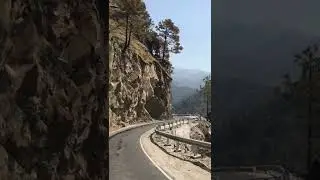 Scary roads, great views. #himachal #shorts #roadtrip #travel #mandi #barot #explore #mountains