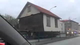 Moving house on Hringbraut