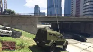 Grand Theft Auto V - Road rumble