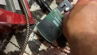 Behringer ultra vibrato uv300 slow mod