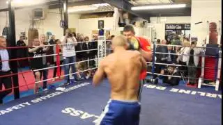 TERRY FLANAGAN EXPLOSIVE PAD WORKOUT IN FRONT OF PACKED OUT GYM / FLANAGAN v ZEPEDA