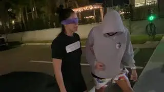 Tiro a mi suegra a la piscina ( BROMA )