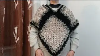 Вязаное крючком пончо