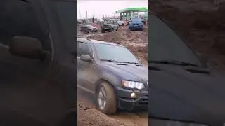 Bmw vs Jeep Cherokee | Bmw x5 vs Range Rover | Jeep Off Road #rem Jeep Cherokee vs Bmw