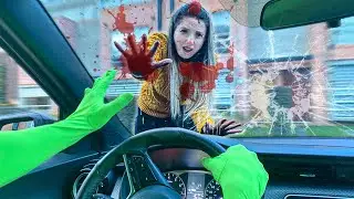 MI PEOR ENEMIGO ATR0PELLA A MI NOVIA CON SU AUTO *final triste*