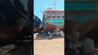 Boat Market at Gujrat ⛵️🛶 #boat #boatmanufacturing #ship #boatmaking #boatmakingprocess