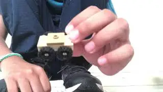 How to build a mini lego Excavator￼￼