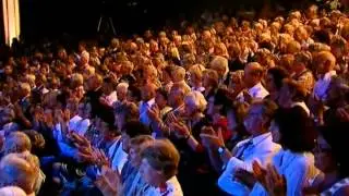Alexander-Klaus Stecher singt mit Zwillingsbruder Manfred als 